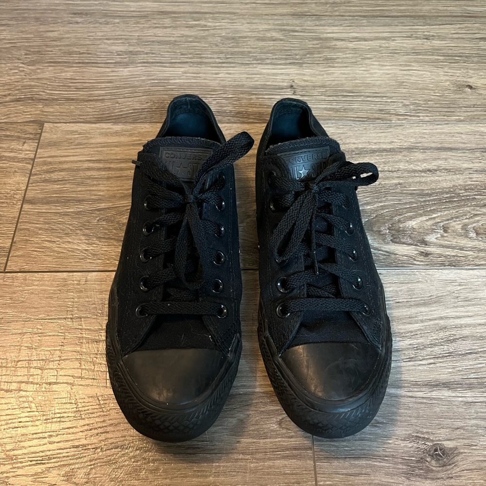 Converse Black Classic Sneakers